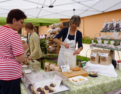 Lisa at farmers market